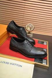 Picture of Louis Vuitton Shoes _SKULVsz38-45mnf070514419